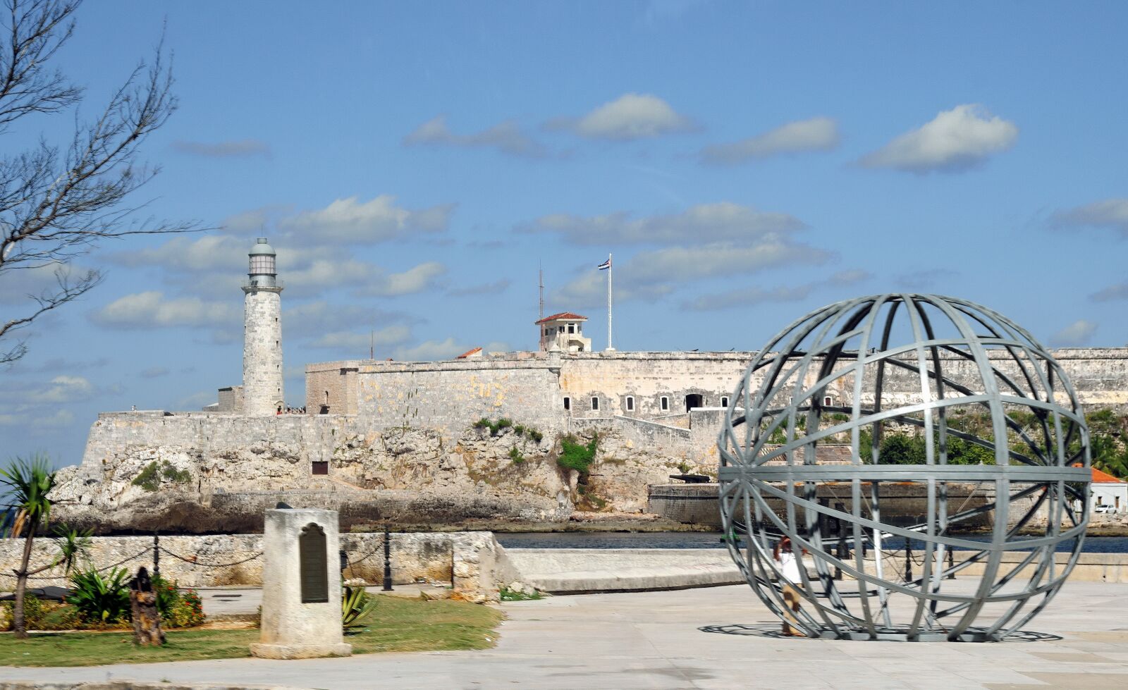 Pentax K-5 sample photo. Cuba, havana, high photography