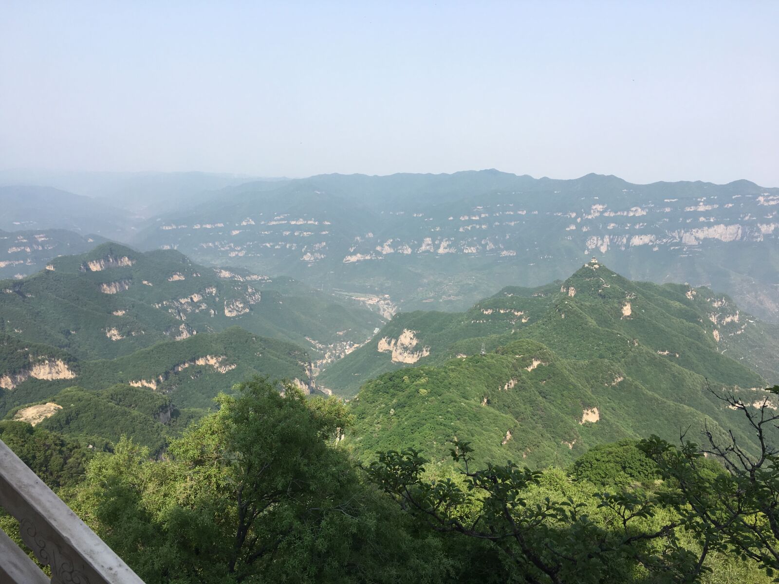 Apple iPhone 6s sample photo. Mountains, cable car, canyon photography
