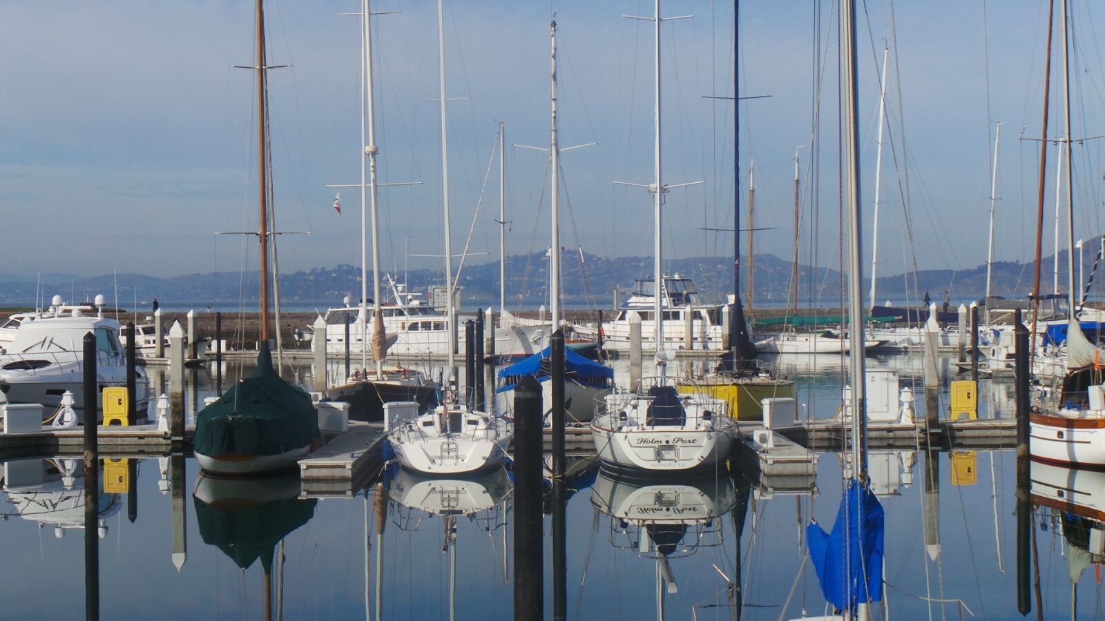 Samsung Galaxy Camera (Wi-Fi) sample photo. Marina, sailboats, vessels photography