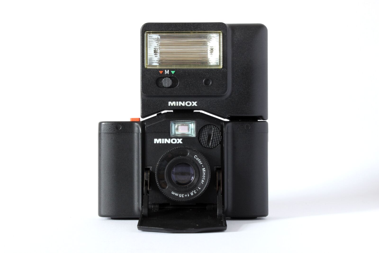 Canon EOS 600D (Rebel EOS T3i / EOS Kiss X5) sample photo. Camera, analog, minox photography