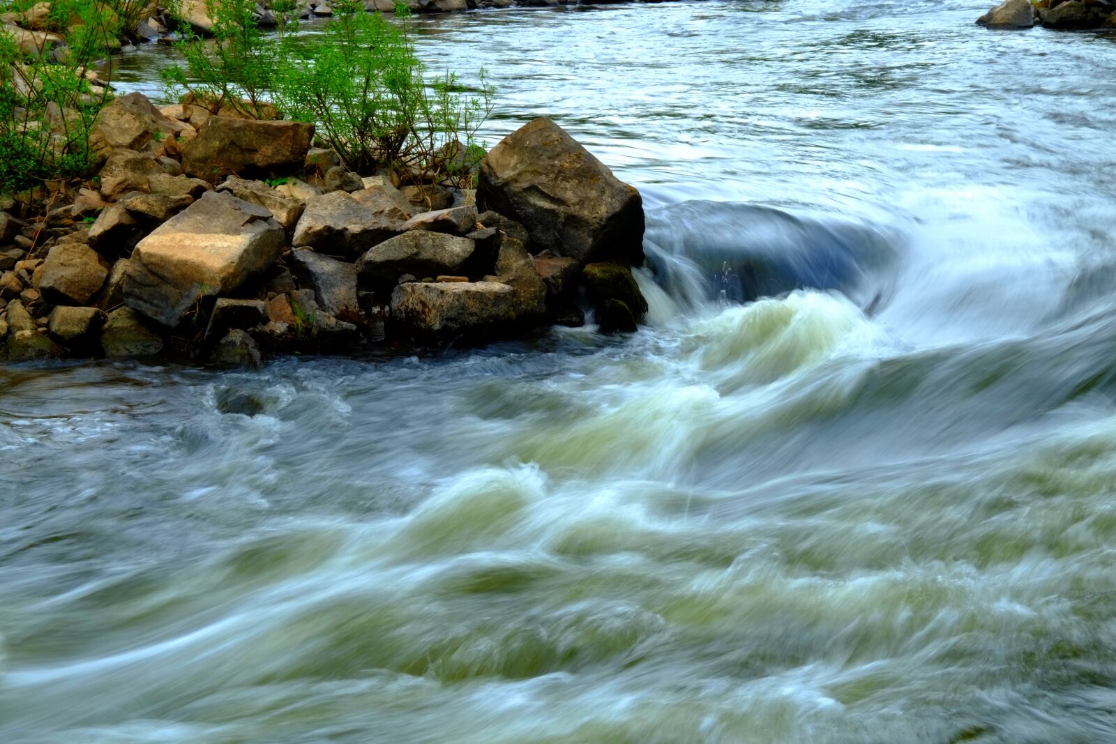 Fujifilm X-E1 sample photo. Water, rapids, nature photography