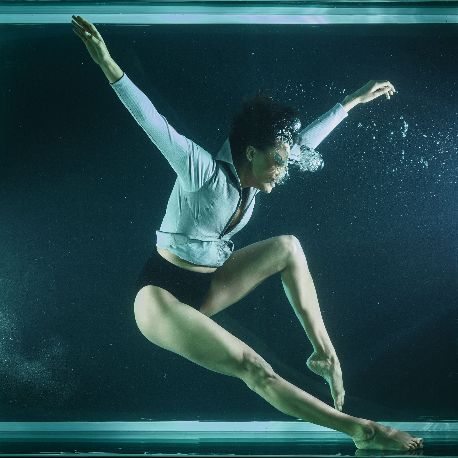 Sony Alpha DSLR-A850 sample photo. Water, underwater, freedom photography