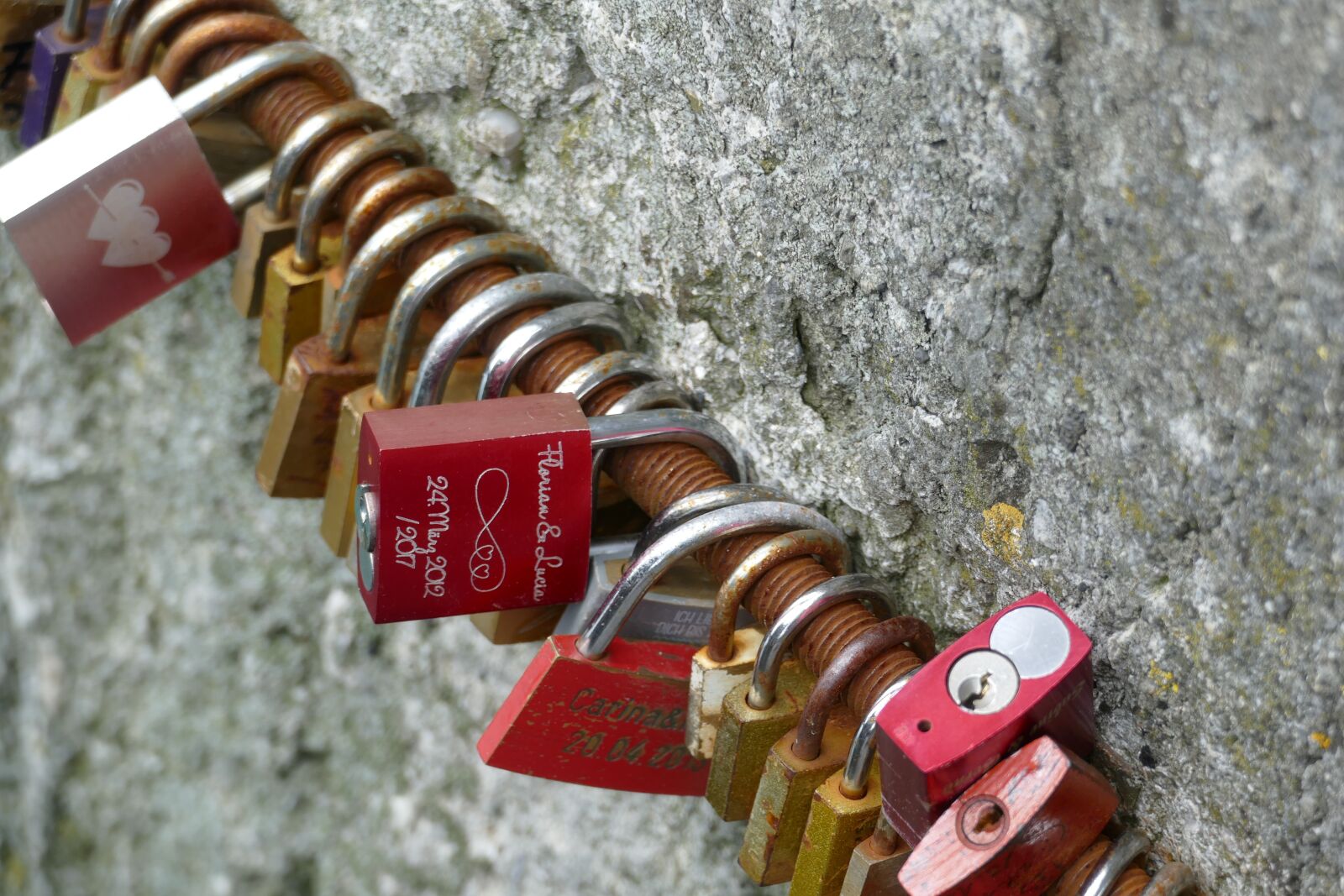 Panasonic Lumix DMC-FZ1000 sample photo. Love, castle, romance photography