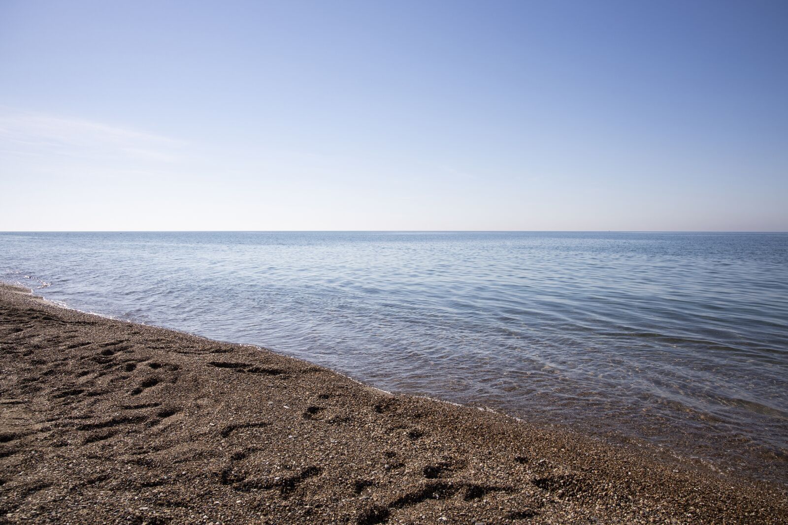 Canon RF 24-105mm F4L IS USM sample photo. Marine, beach, background photography