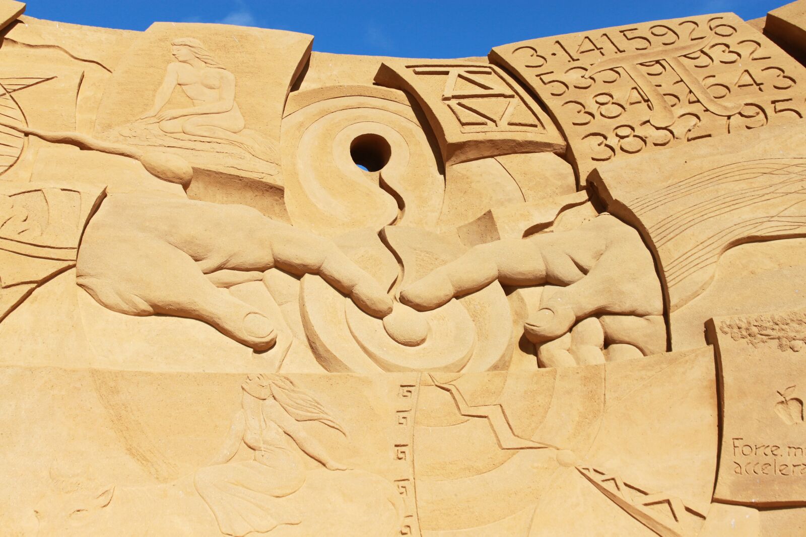 Canon EOS 500D (EOS Rebel T1i / EOS Kiss X3) sample photo. Sculpture, sand, artwork photography