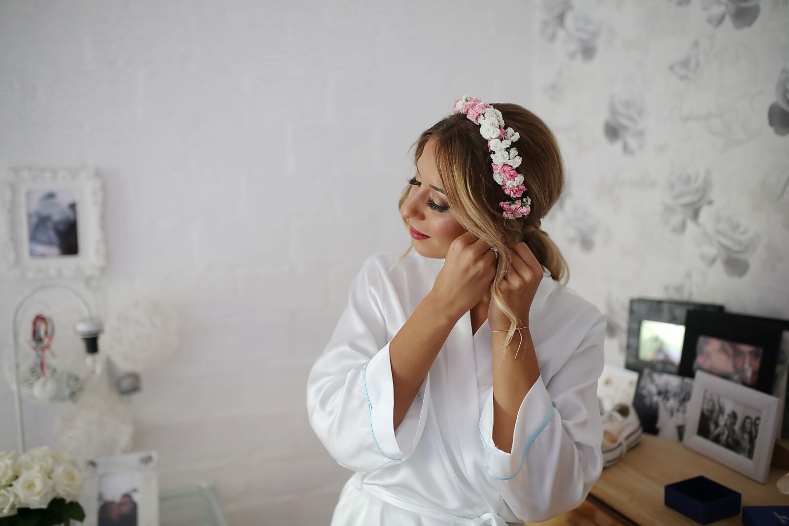 Canon EOS 5D Mark III sample photo. Morning, preparation, bride, wedding photography