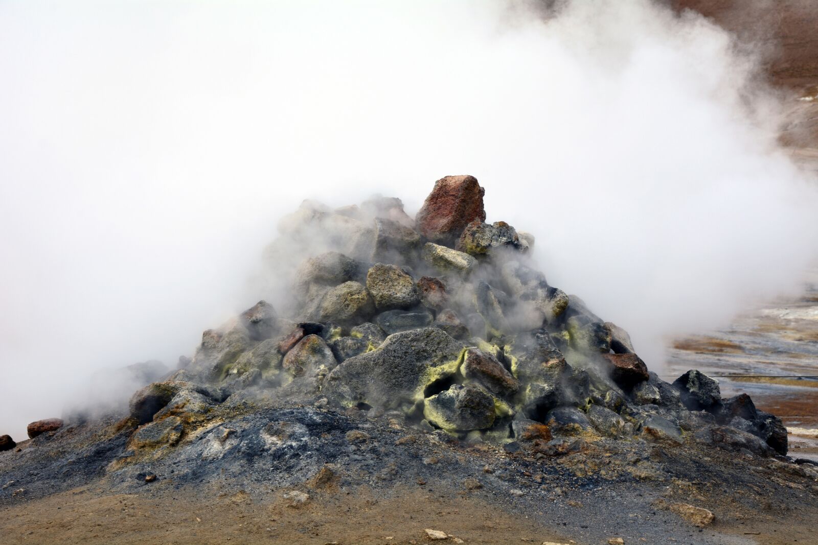 Nikon D7100 sample photo. Solfatare, iceland, hot gases photography