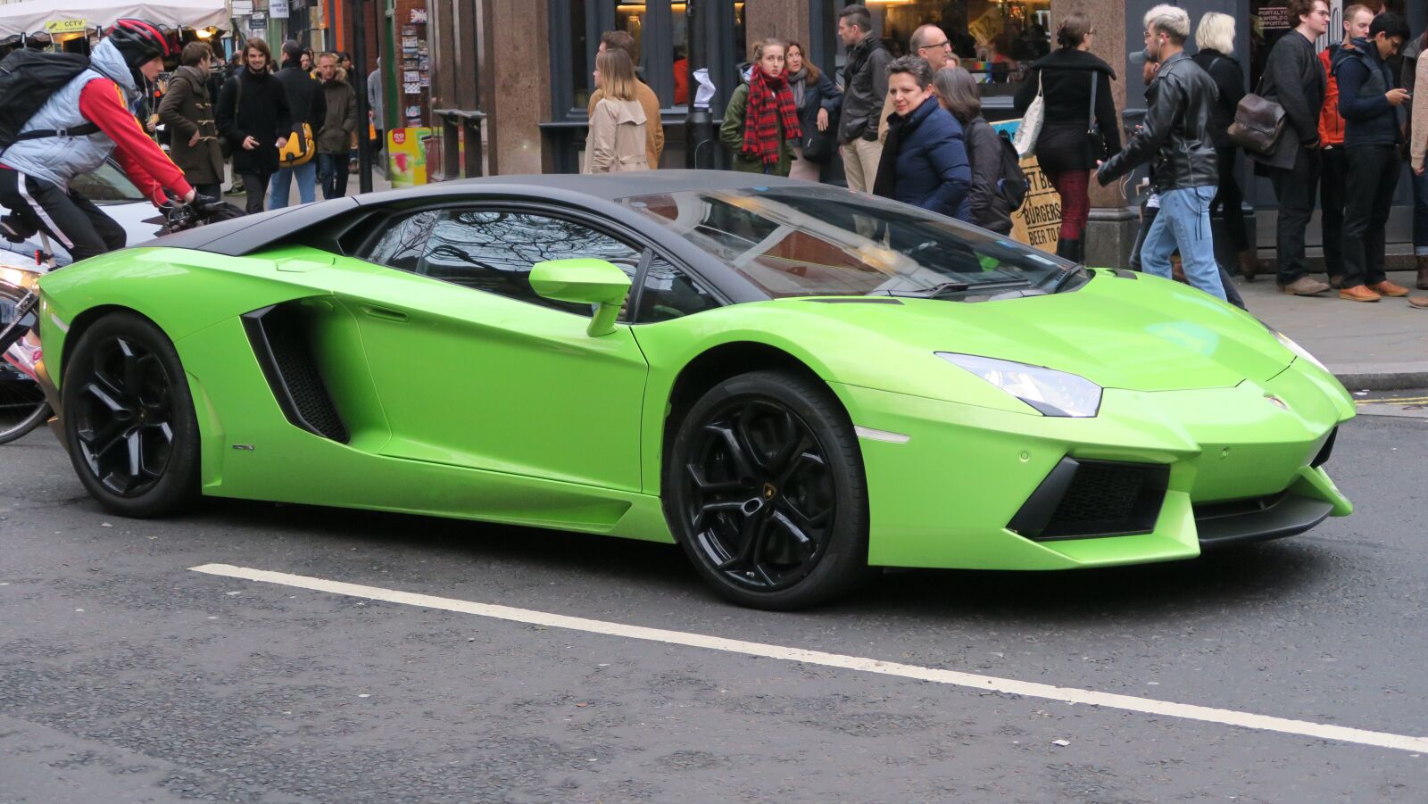Canon PowerShot G5 X sample photo. Lamborghini, london, street photography