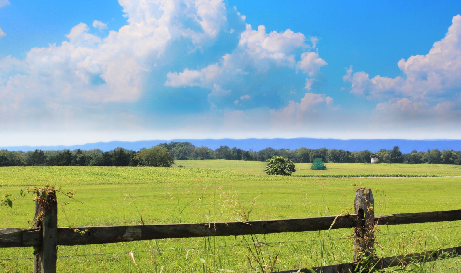 Canon EF-S 18-55mm F3.5-5.6 IS II sample photo. Shenandoah valley, virginia, clouds photography