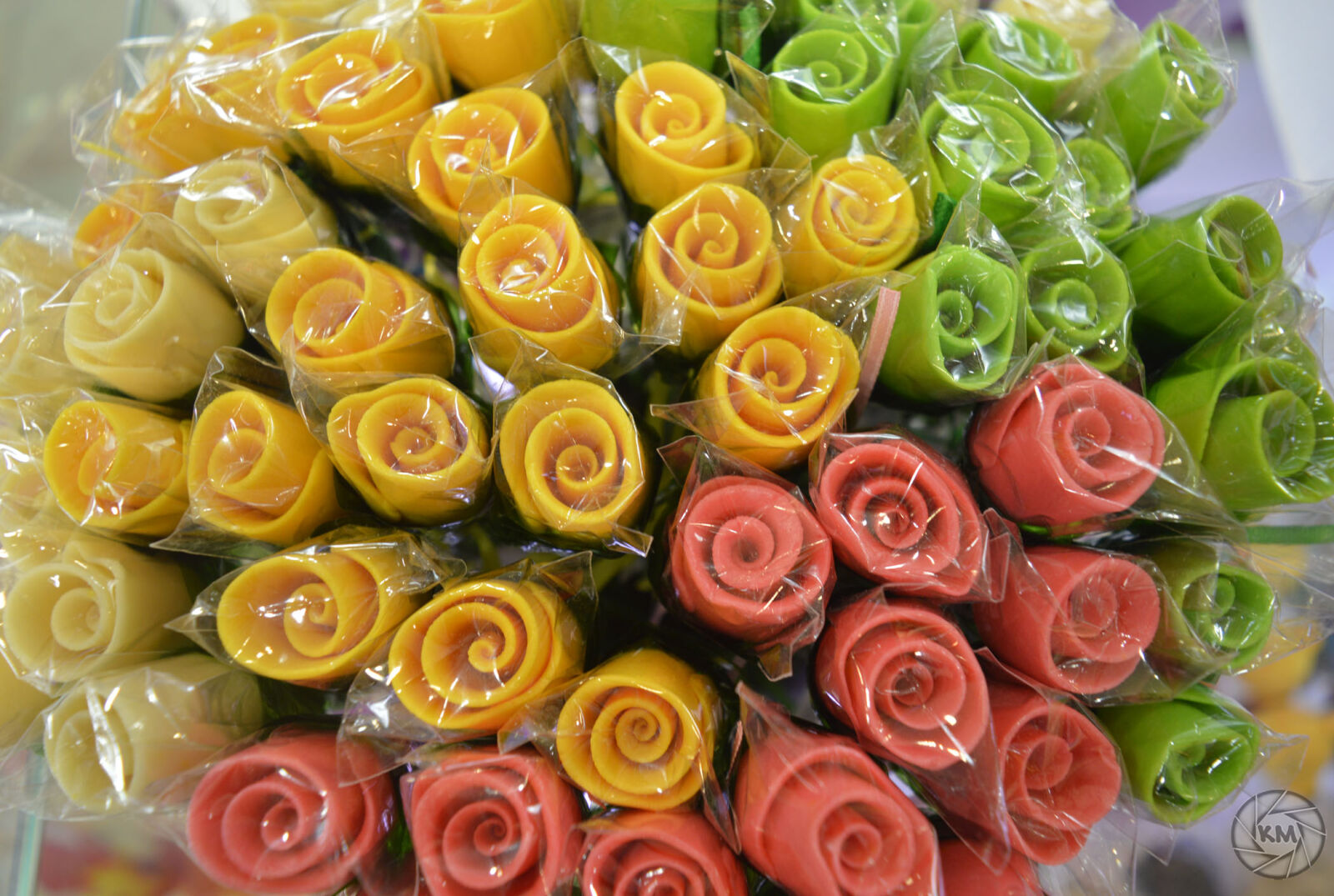 Nikon D3200 sample photo. Flower, candy, repetition photography