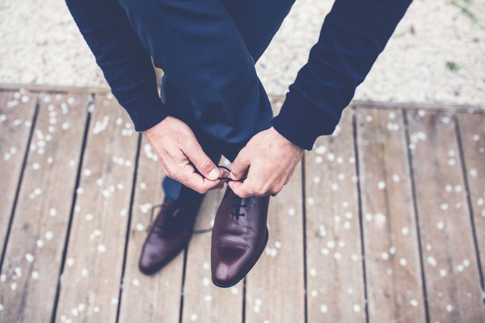 Canon EOS 5D Mark III sample photo. Feet, footwear, hands photography