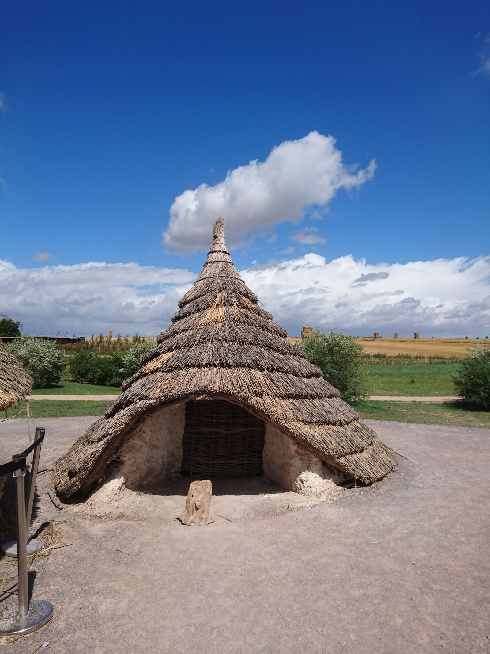 Sony Xperia Z5 sample photo. Hut, old, ancient photography