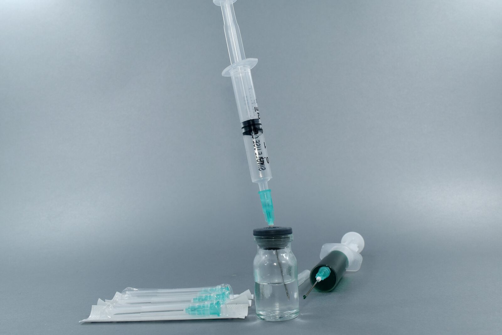 Nikon D5500 sample photo. Bottle, injection, meditation, needle photography