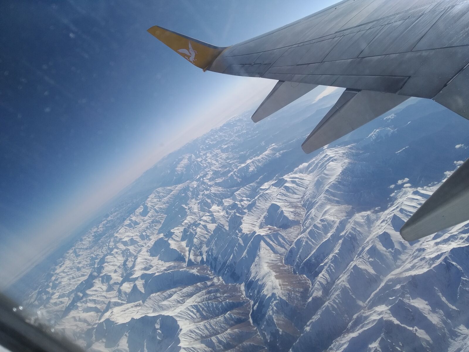 Xiaomi Mi A2 Lite sample photo. Fly, plane, mountain photography