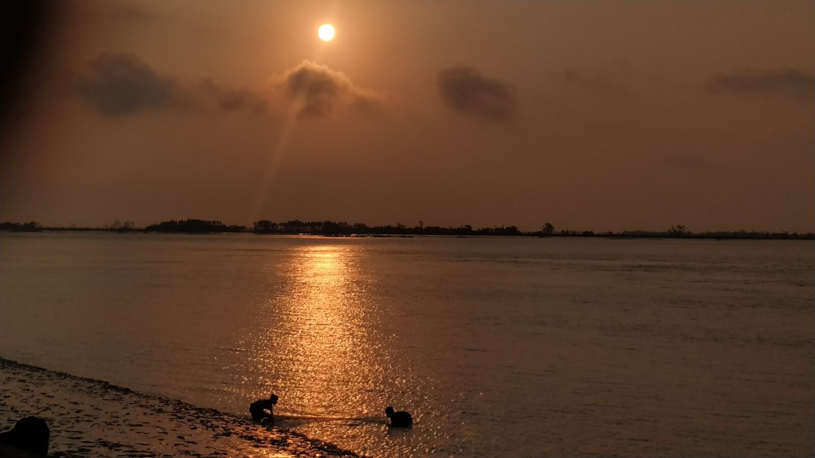 Xiaomi Redmi Note 6 Pro sample photo. Sunris, light, sun photography
