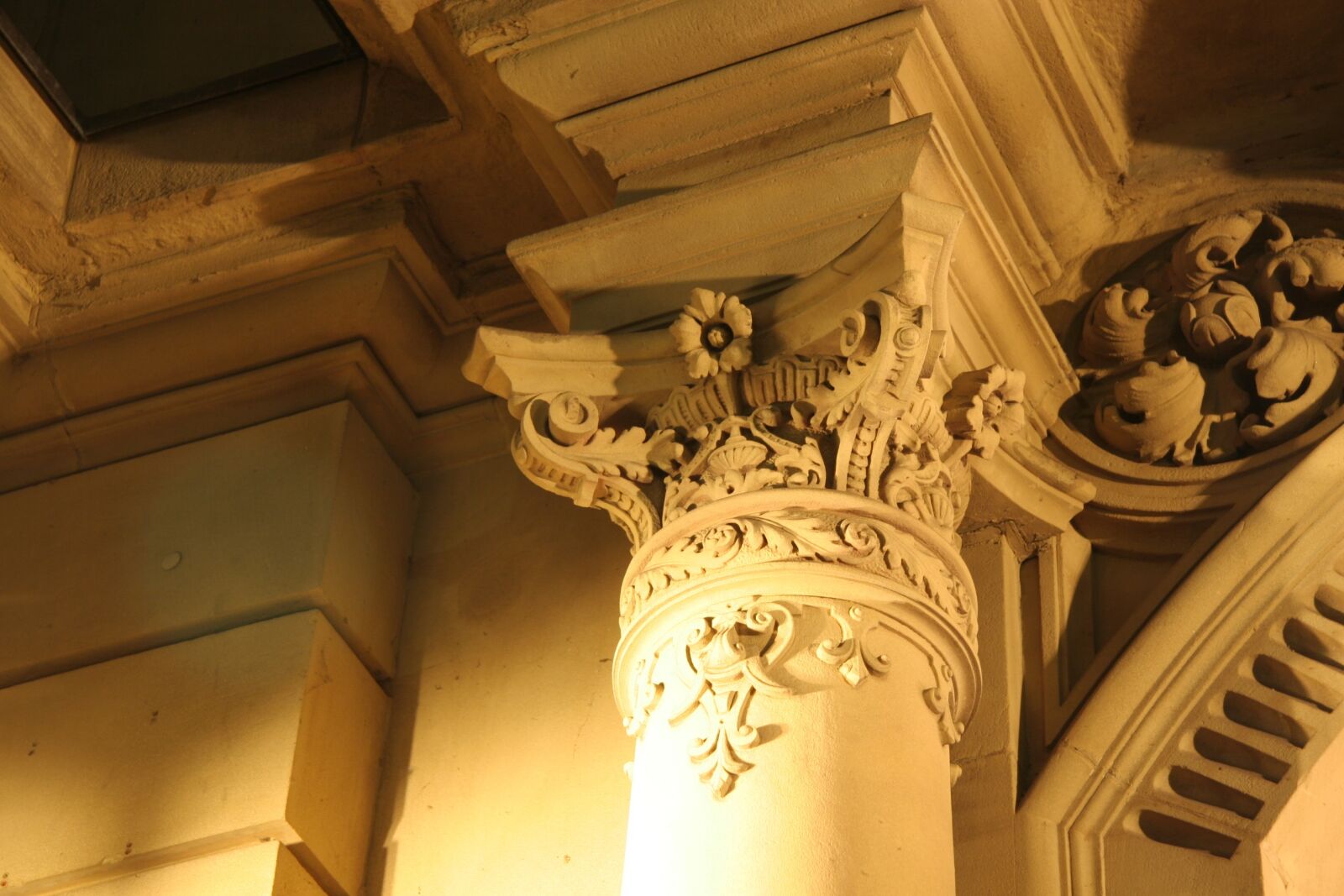 Canon EOS 20D sample photo. Stucco, facade, house facade photography