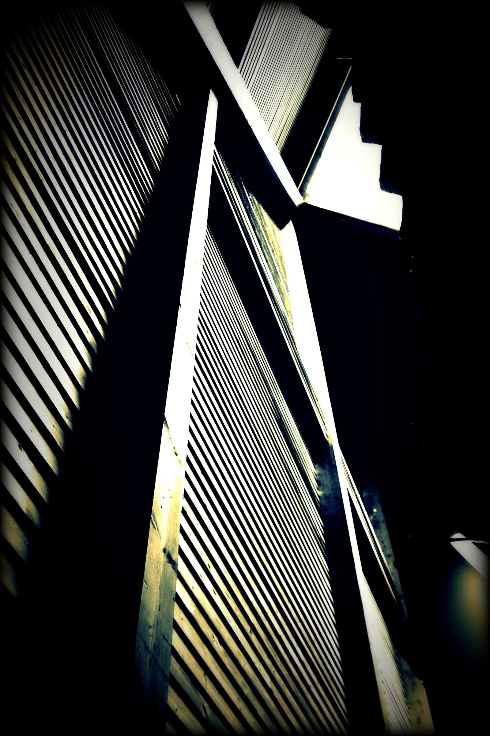 Olympus E-510 (EVOLT E-510) sample photo. Architecture, wall, structure photography