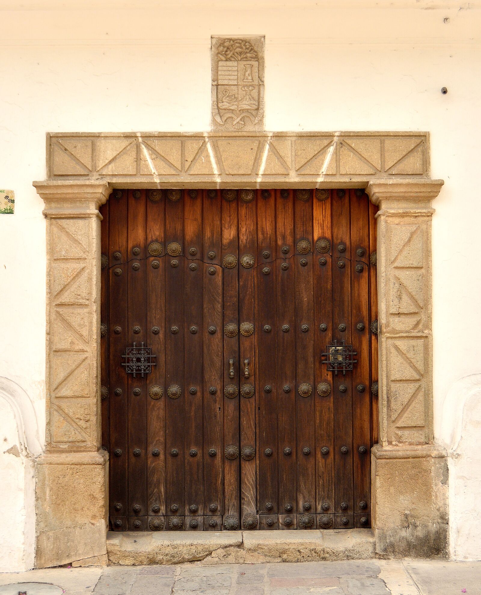 Nikon D5200 sample photo. Door, wood, wooden door photography
