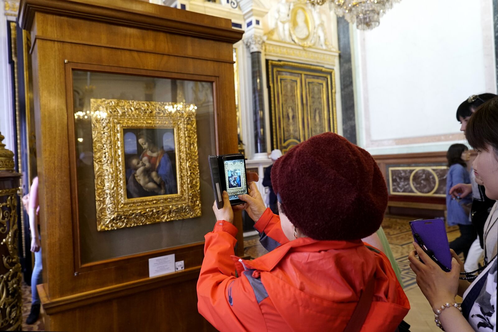 Sony a7S II + Sony Vario Tessar T* FE 24-70mm F4 ZA OSS sample photo. The hermitage, museum, the photography