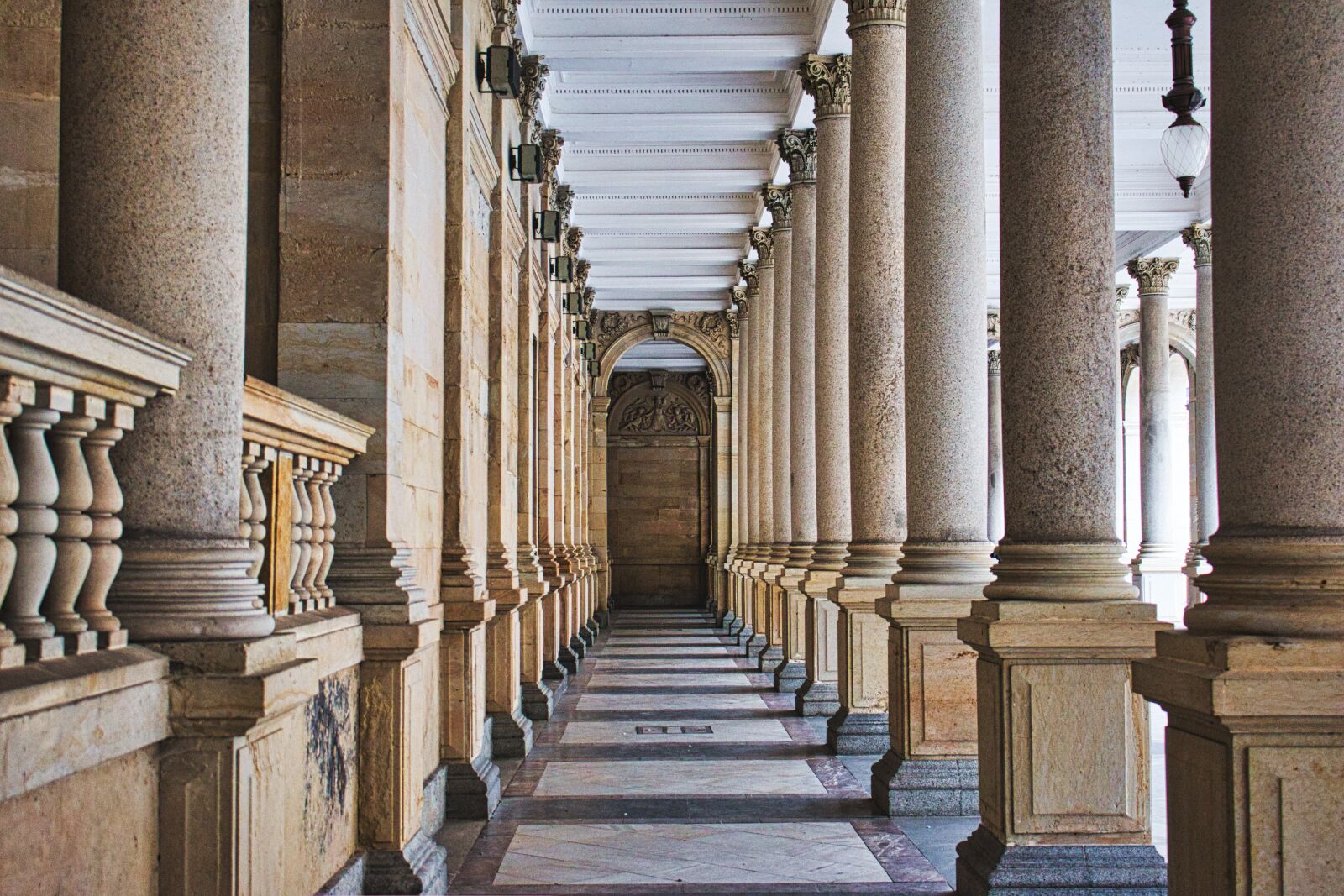 Canon EOS 70D sample photo. Karlovy vary, historically, kurbad photography