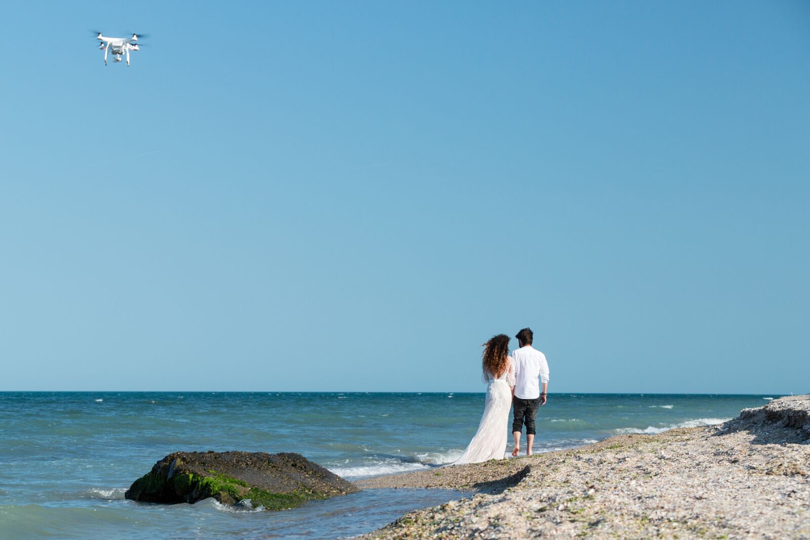 Canon EOS 5D Mark III sample photo. Drone, weeding, beach photography