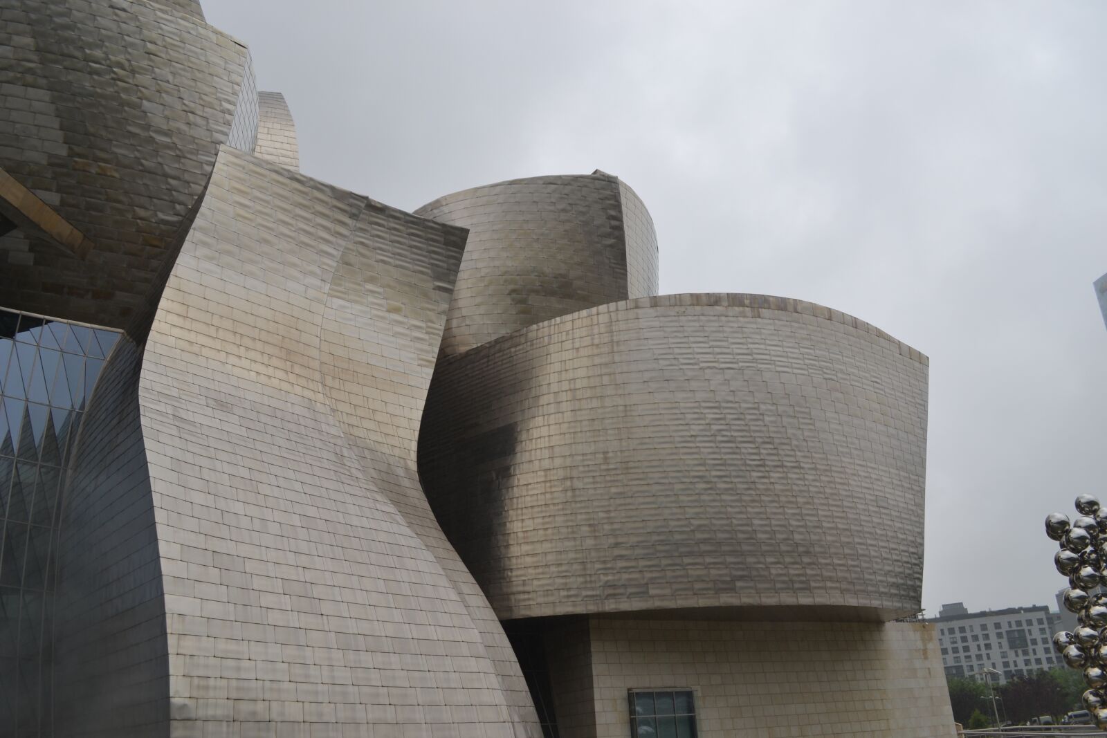 Nikon D3100 sample photo. Guggenheim, art, museum photography