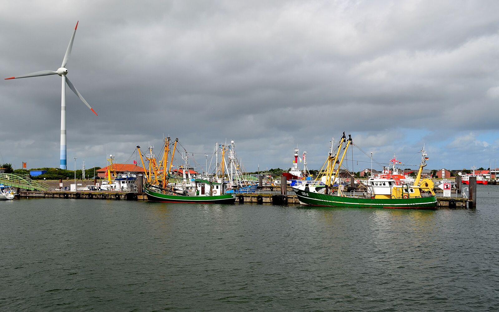 Nikon D5100 sample photo. Port, industriehafen, fishing port photography