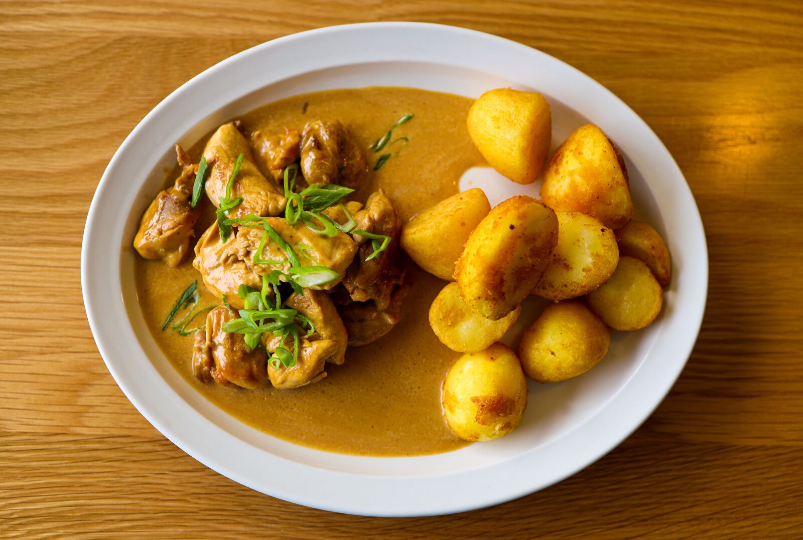 Canon RF 35mm F1.8 IS STM Macro sample photo. Chicken teriyaki, chicken, teriyaki photography