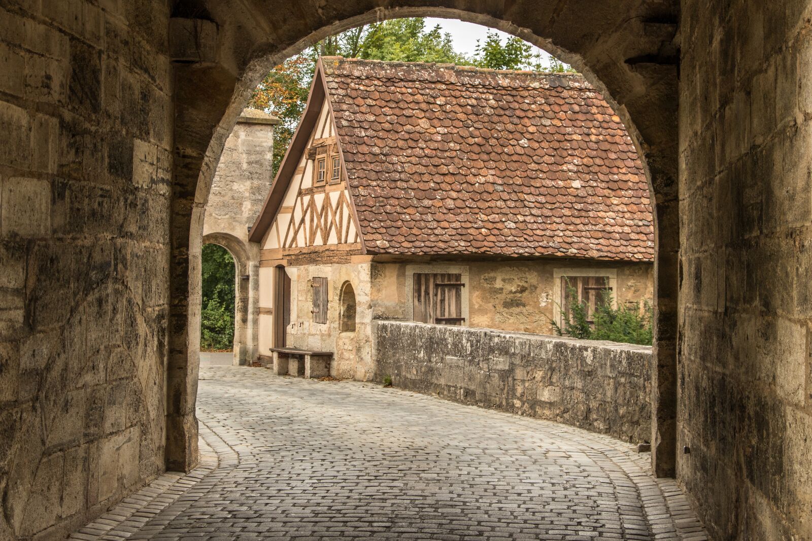 Canon EOS 80D sample photo. Rothenburg, fachwerkhaus, historically photography