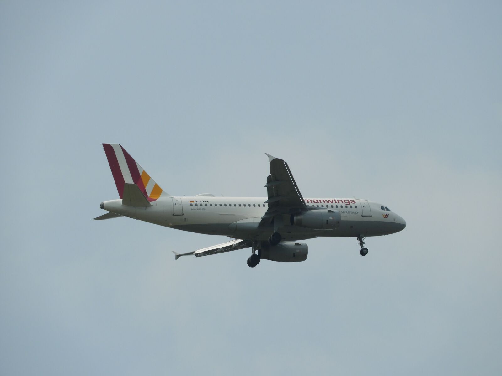 Nikon Coolpix B700 sample photo. Approach, german wings, landing photography