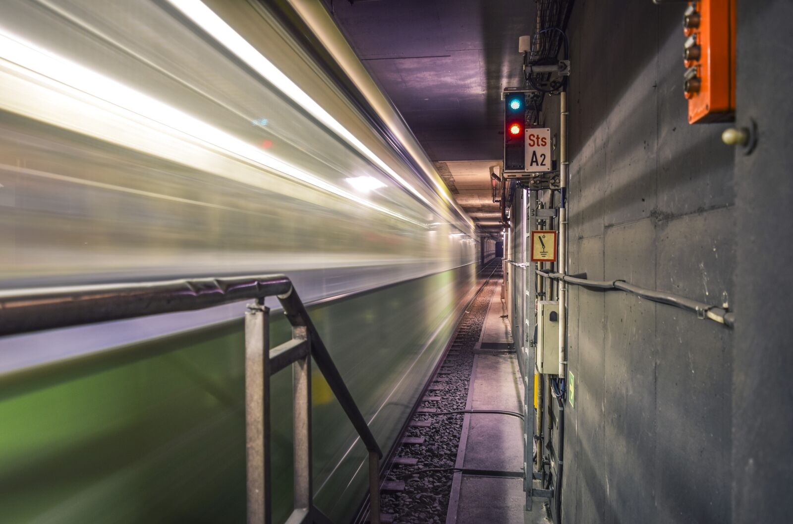 Nikon D3300 sample photo. Tunnel, metro, subway photography