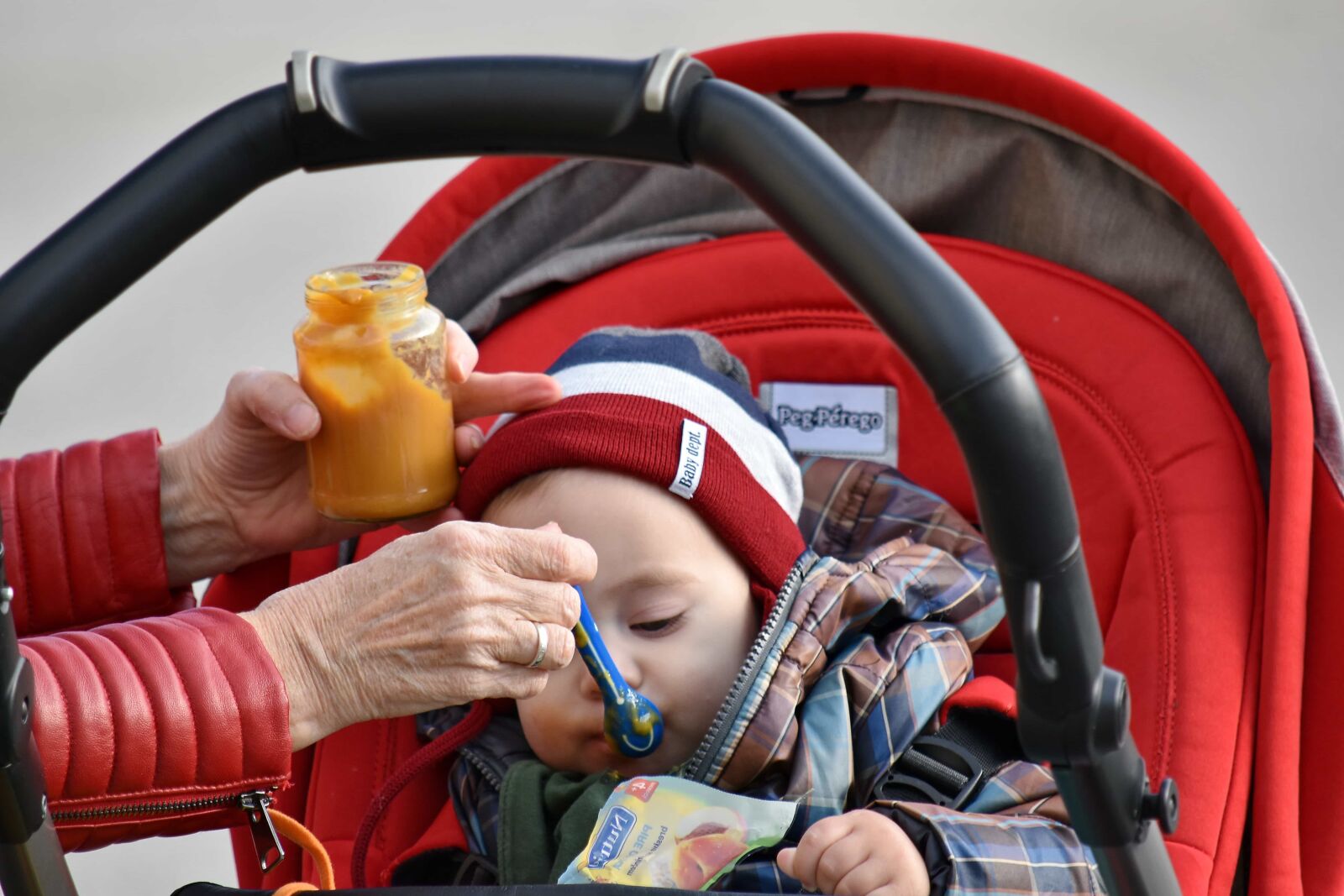 Nikon D5500 sample photo. Baby, childhood, feeding, food photography