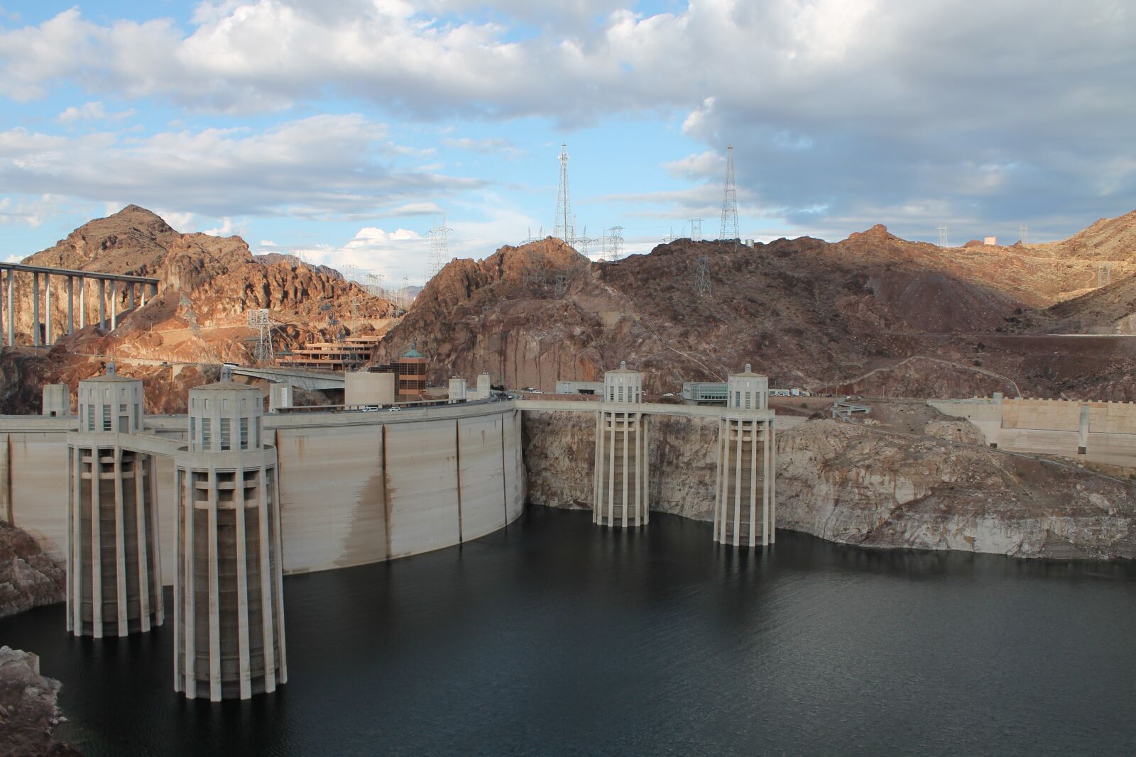 Canon EOS 1100D (EOS Rebel T3 / EOS Kiss X50) sample photo. Hoover dam, colorado river photography