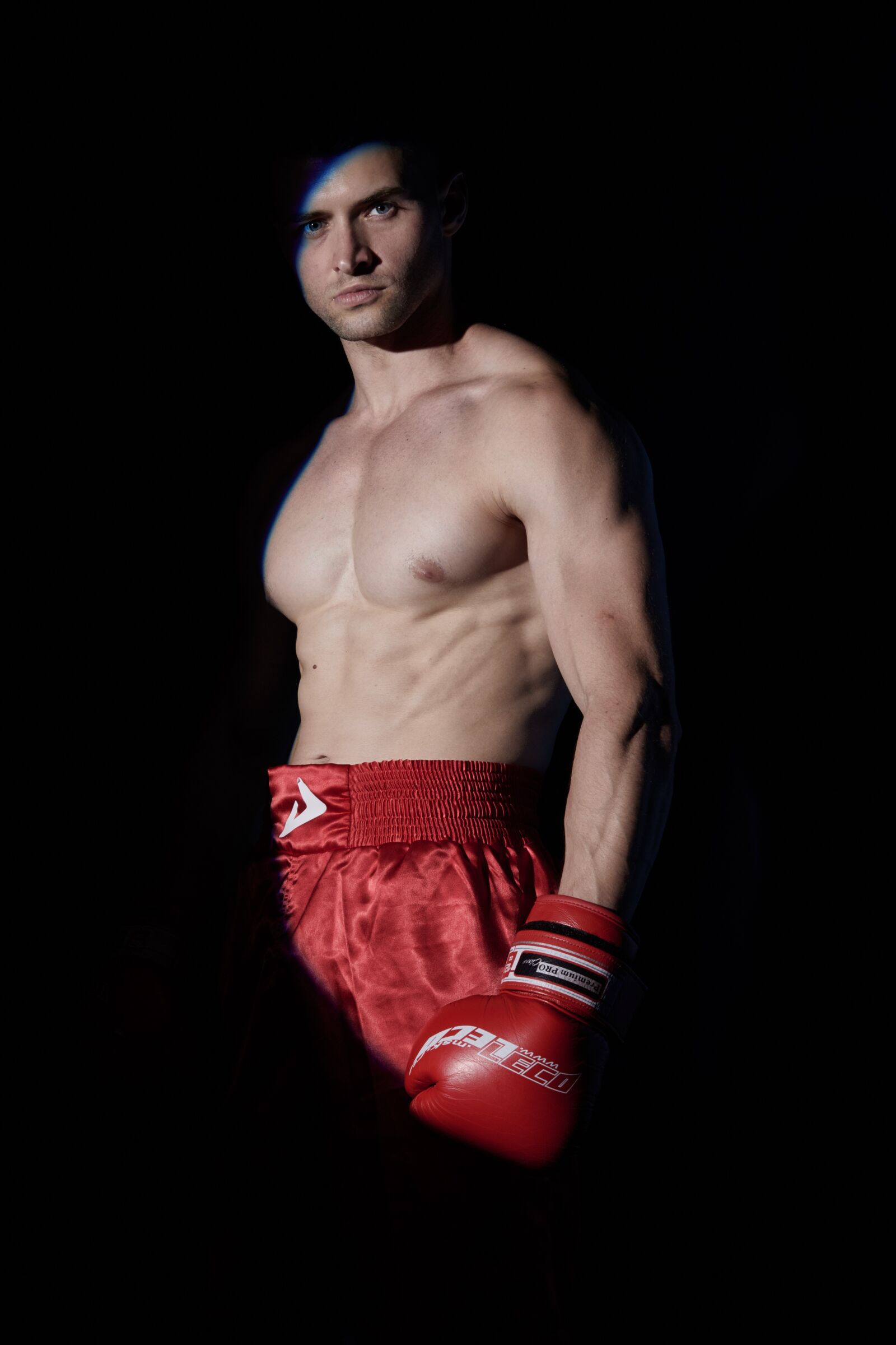 Canon EF 85mm F1.8 USM sample photo. Boxing, kickboxing, sport photography