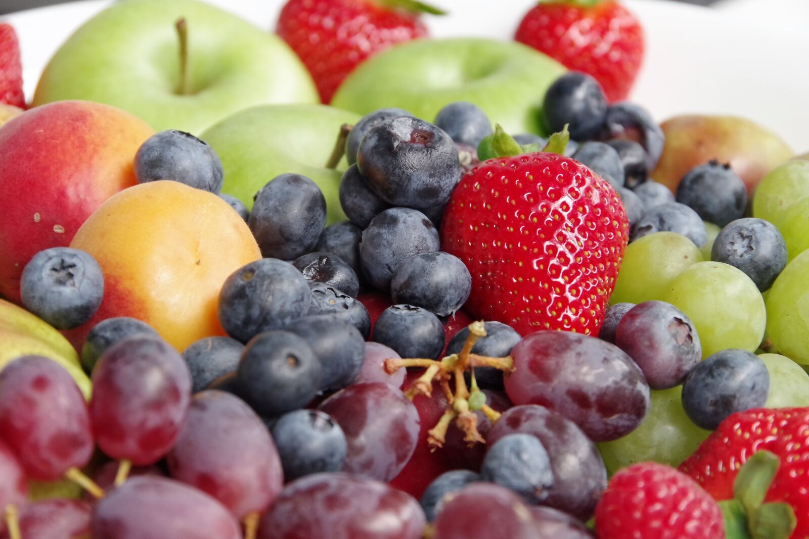 Pentax K-S2 sample photo. Fruits, fruit, strawberries photography