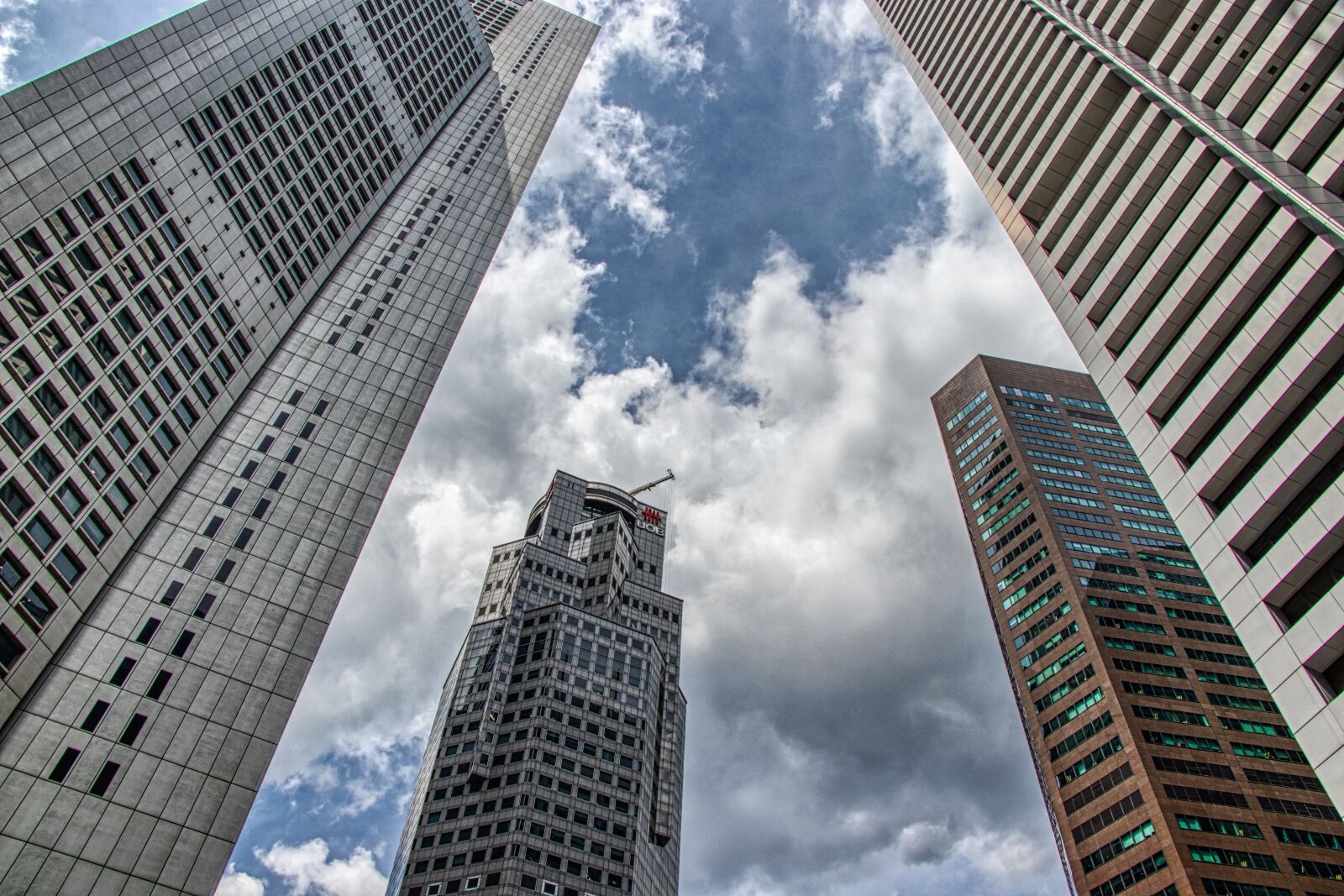 Canon EF-S 18-135mm F3.5-5.6 IS USM sample photo. Skyscrapers, sky, architecture photography