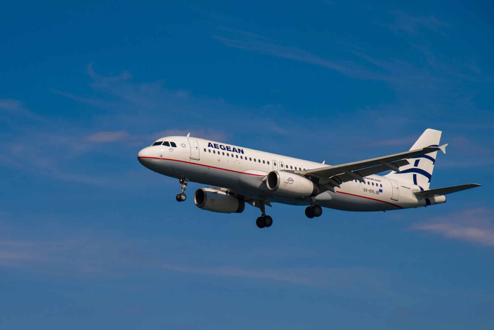 Nikon D800 sample photo. Airplaine, plane, blue photography