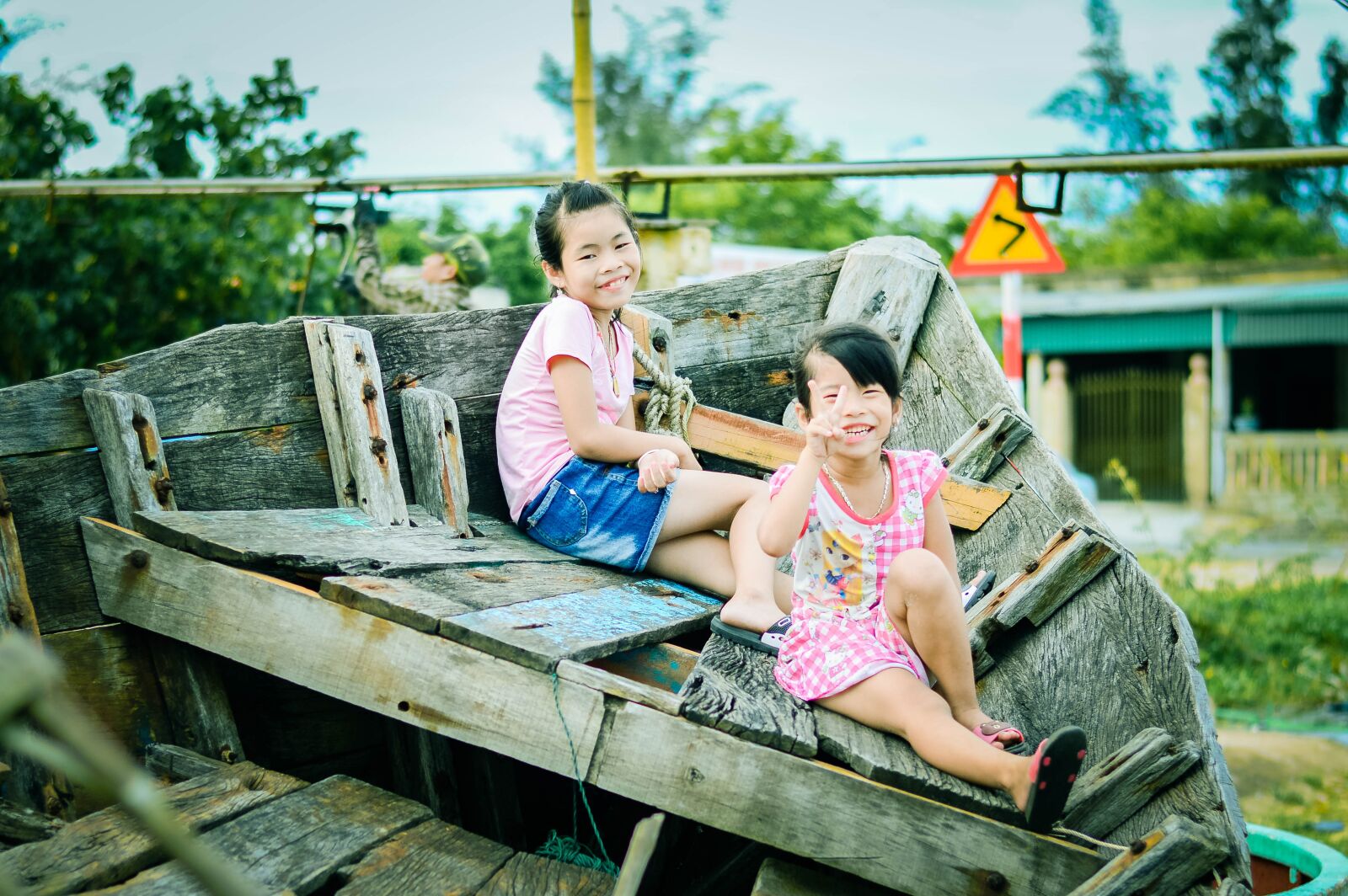 Nikon D3200 sample photo. Kids, children, beach photography