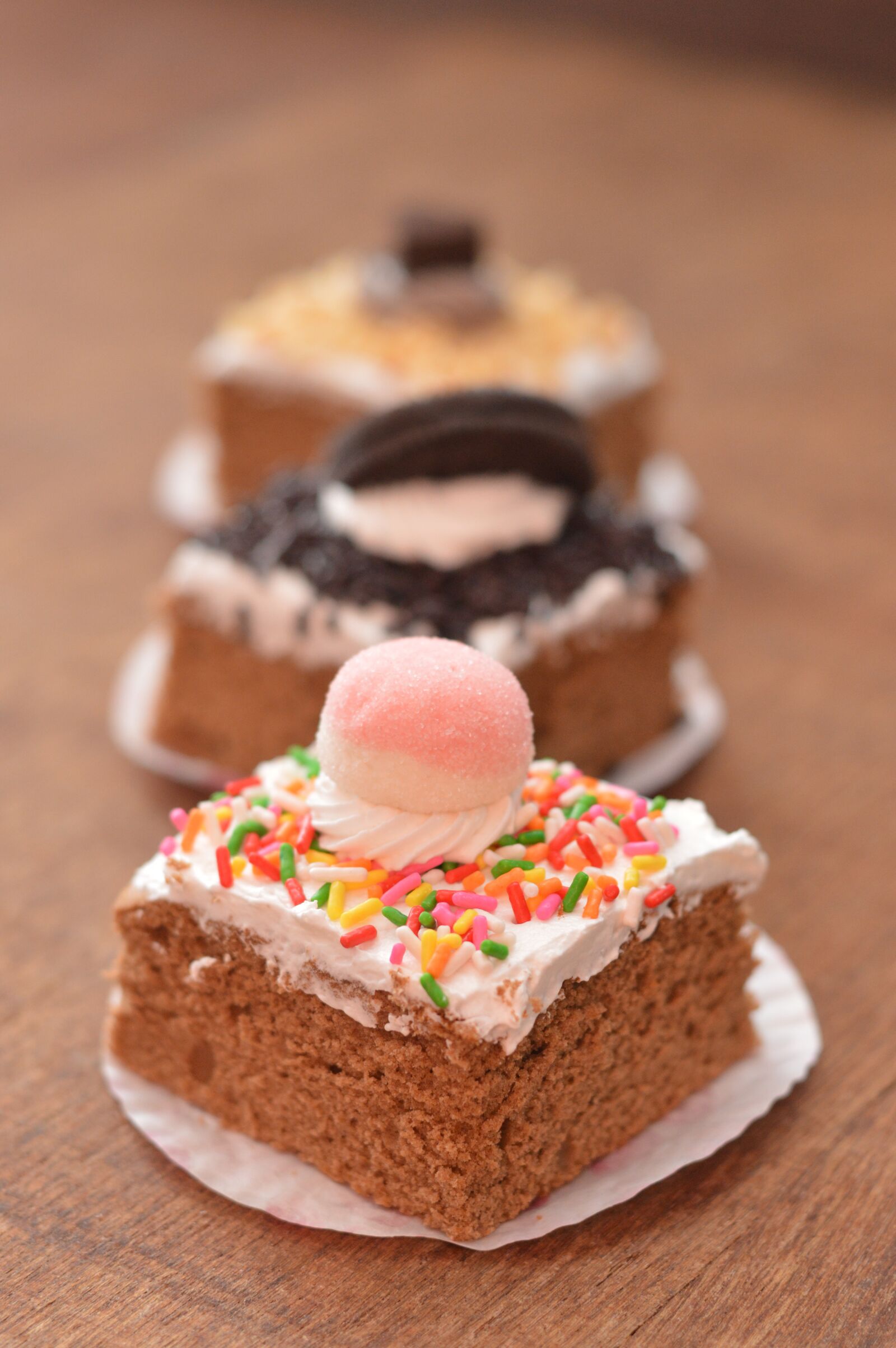 Nikon D3200 sample photo. Cake, delicious, food photography