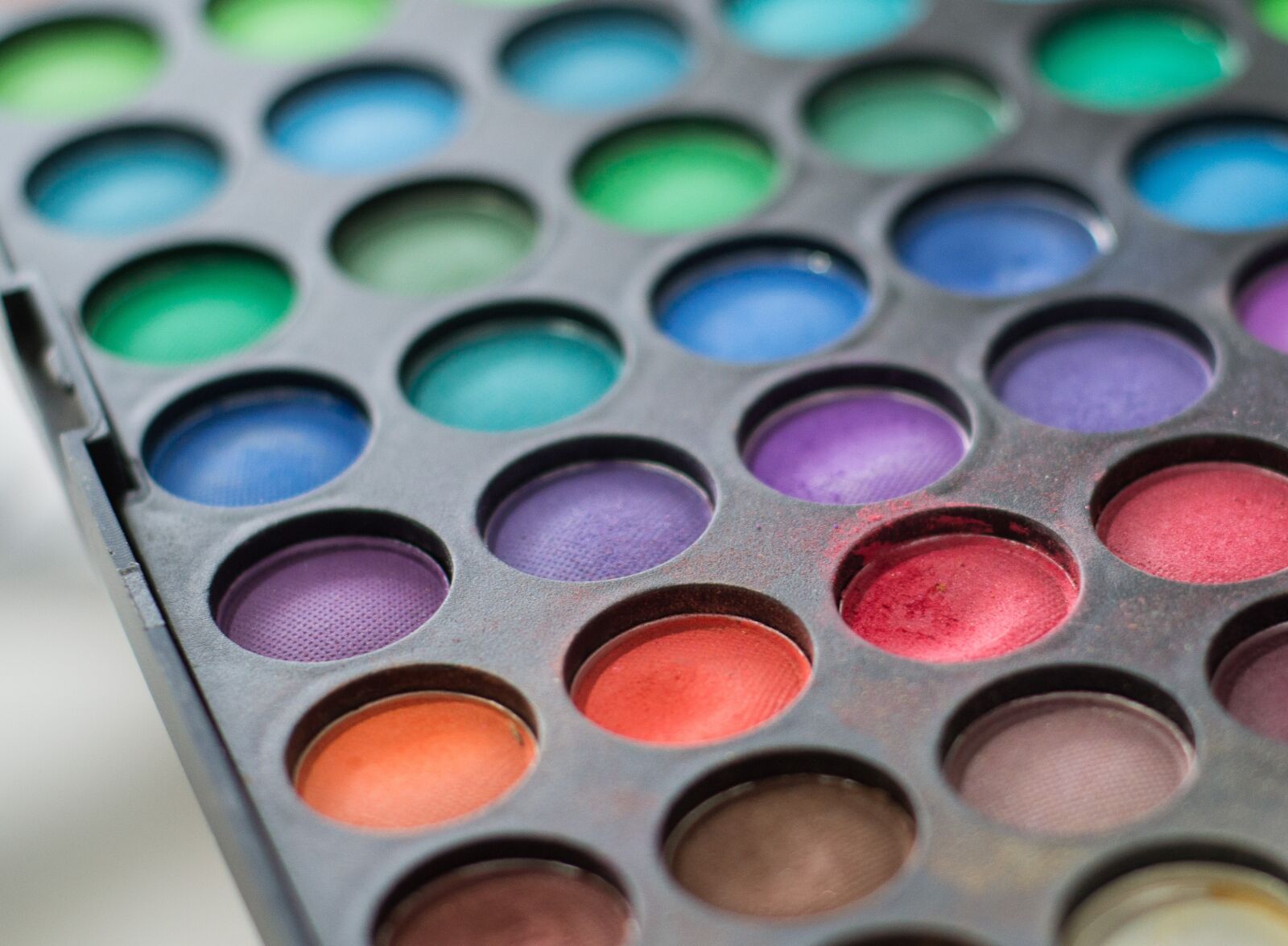 Nikon D3100 sample photo. Makeup, colors, colorful photography
