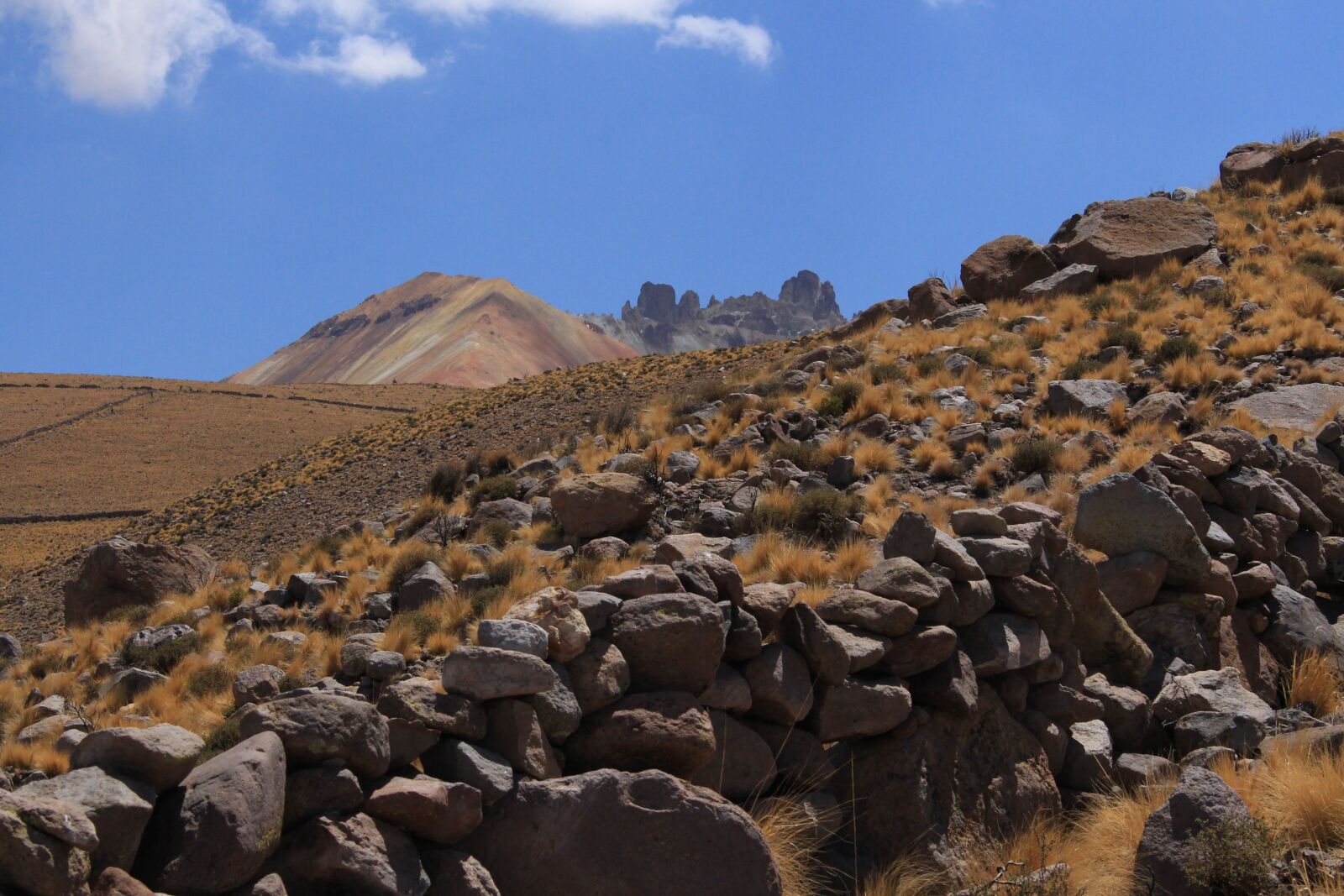 Canon EOS 700D (EOS Rebel T5i / EOS Kiss X7i) sample photo. Mountain, volcano, steep slope photography