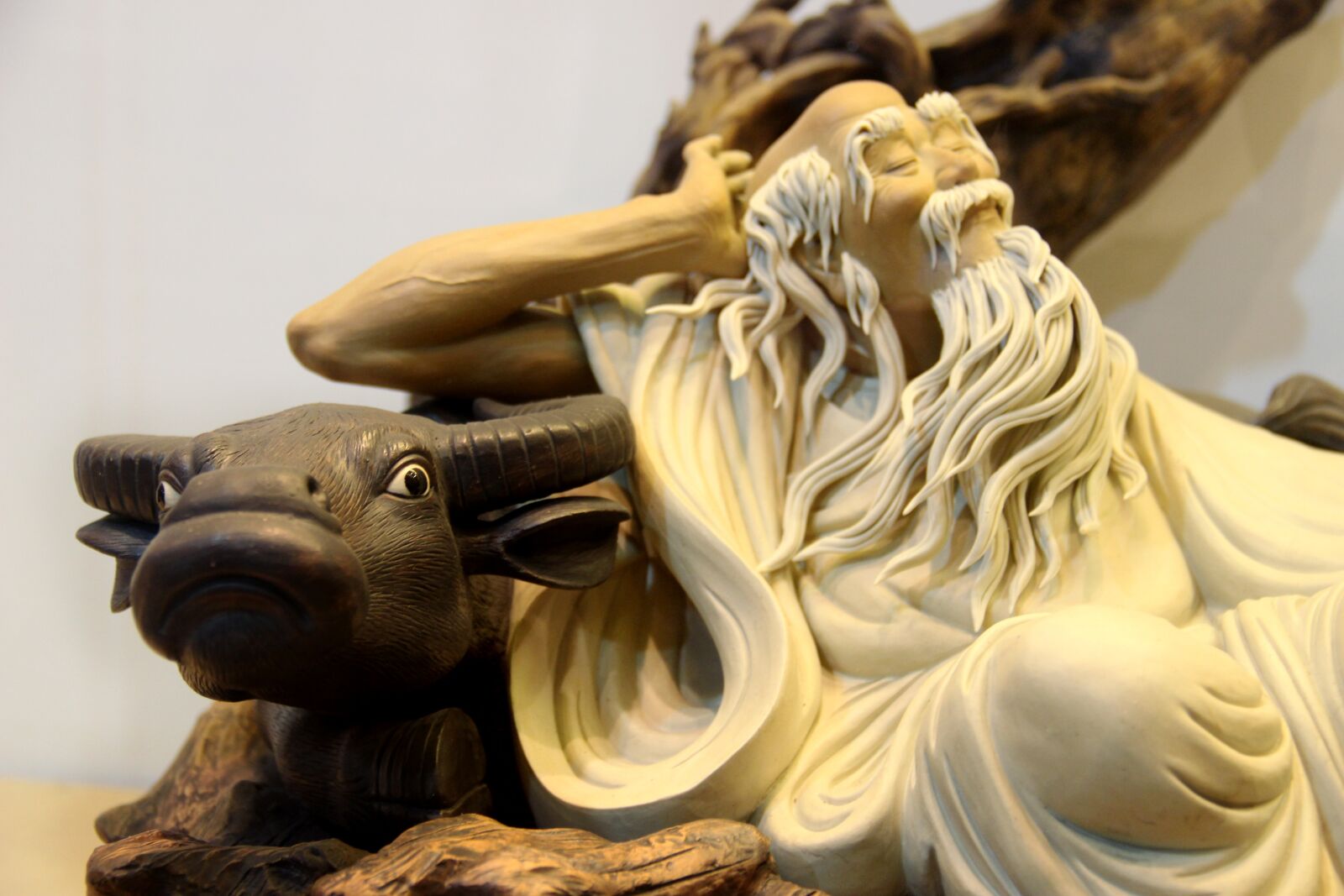 Canon EOS 600D (Rebel EOS T3i / EOS Kiss X5) sample photo. Sculpture, statue, art photography