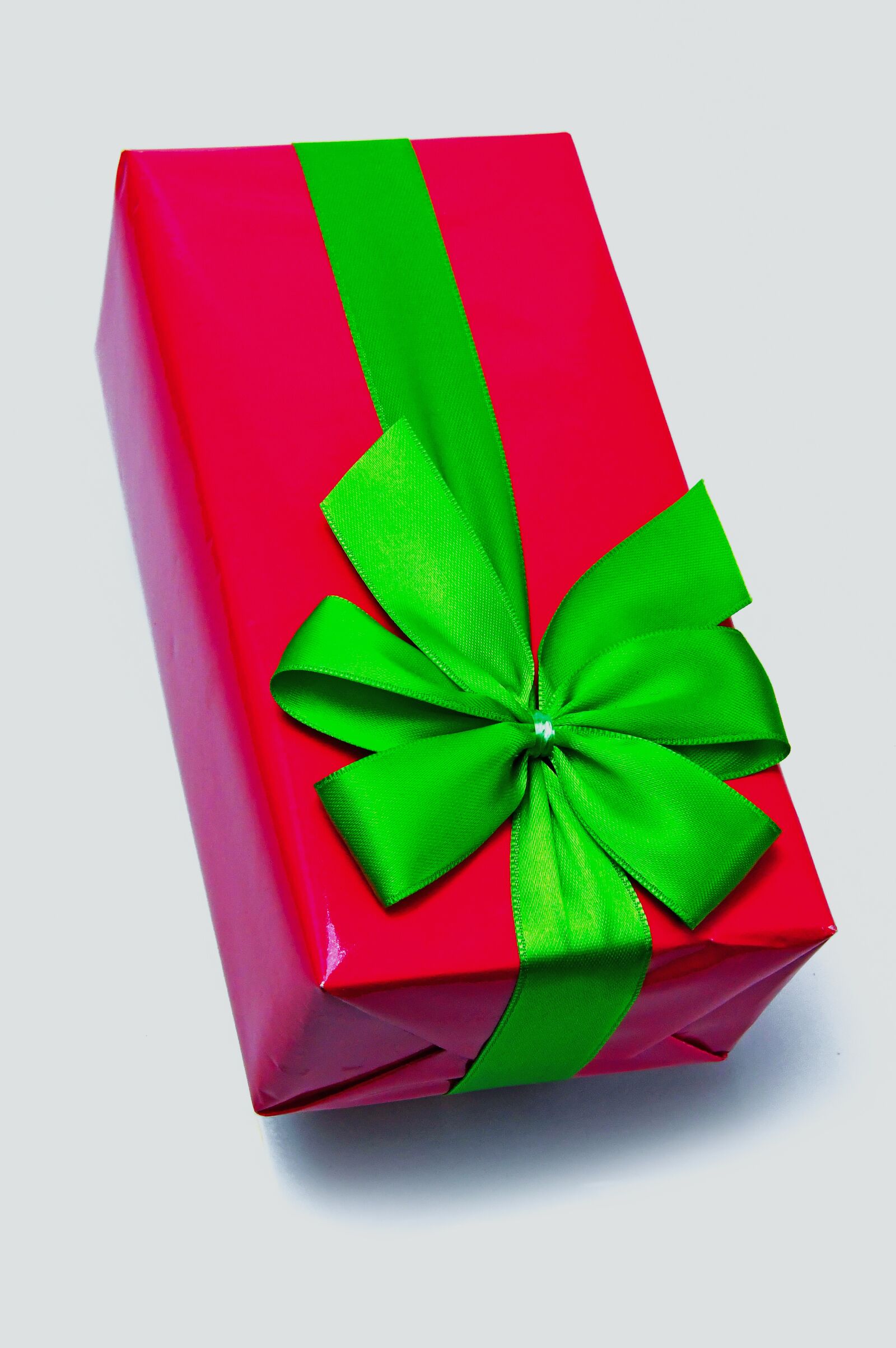 Nikon D3200 sample photo. Pink, packaging, box photography