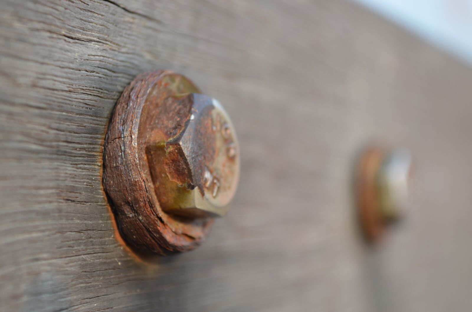 Nikon D5100 sample photo. Wood, iron, metal photography