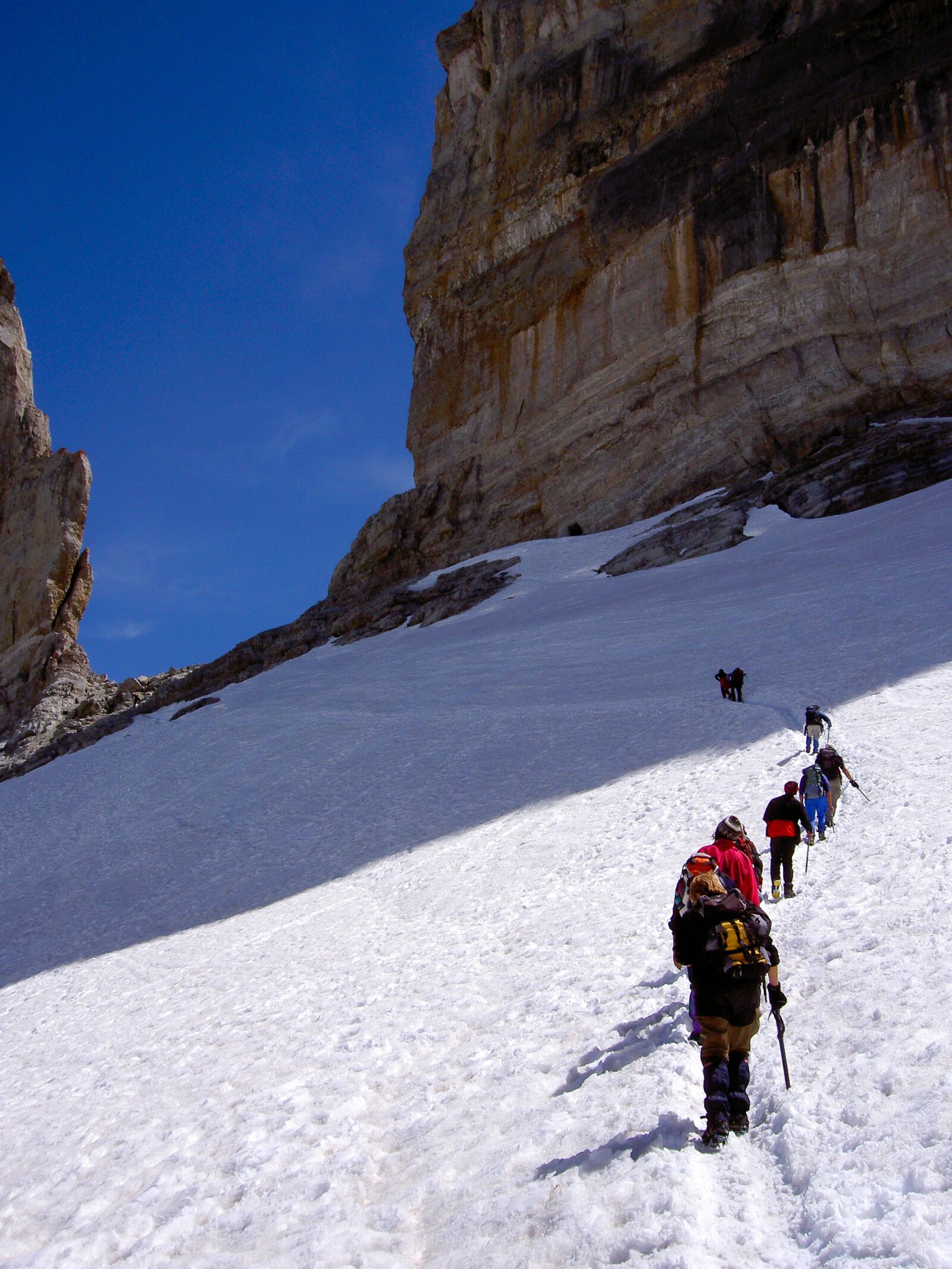 KONICA MINOLTA DiMAGE G600 sample photo. Mountain, snow, mountaineering photography