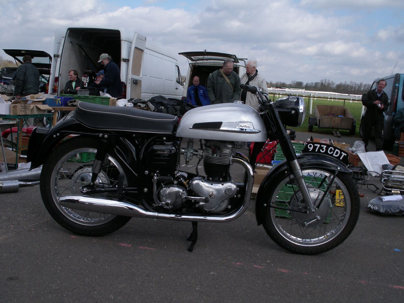 Pentax OPTIO 750Z sample photo. Classic, british, motorcycle photography