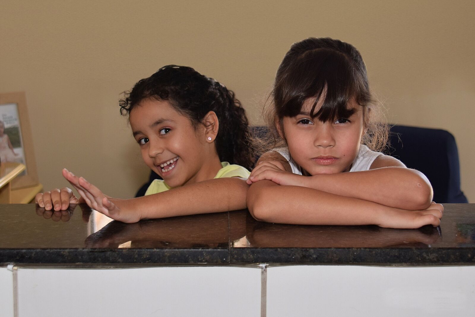 Nikon D5300 sample photo. Child, joke, friendship photography