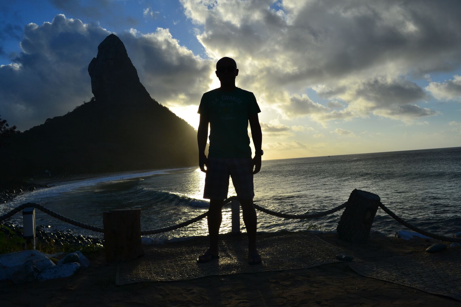 Nikon D3100 sample photo. Fernando de noronha, sunset photography