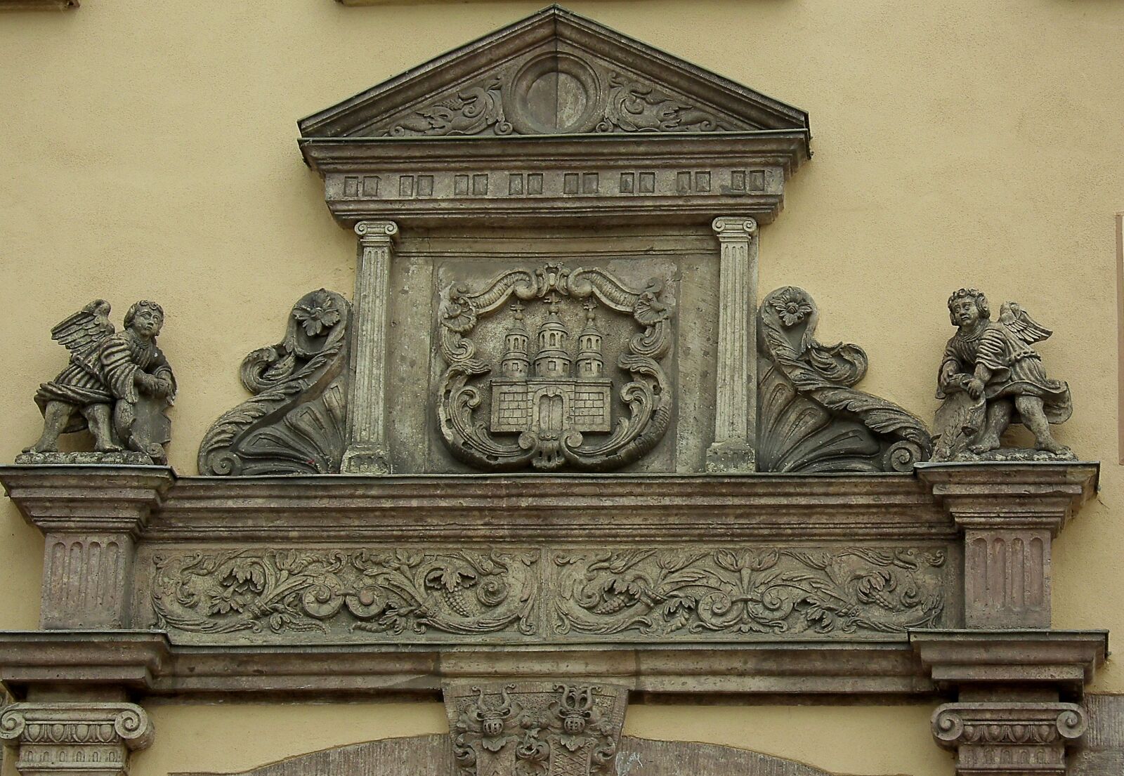 MEDION MD86824 sample photo. Building, relief, artfully photography