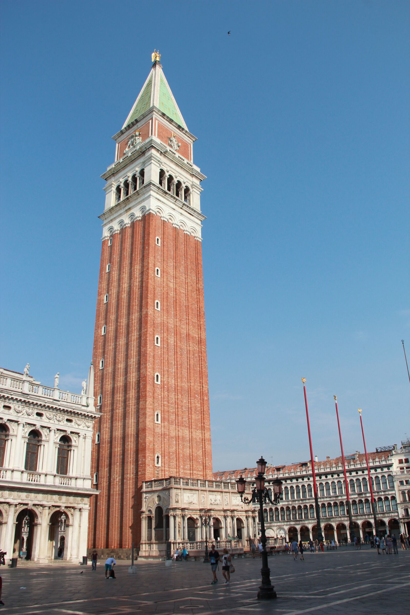 Canon EOS 600D (Rebel EOS T3i / EOS Kiss X5) sample photo. Venice, channel, holiday photography